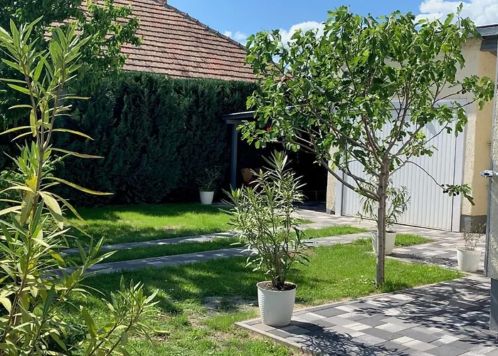 Toparti Hangulatu Nyaralo-balatonboglar